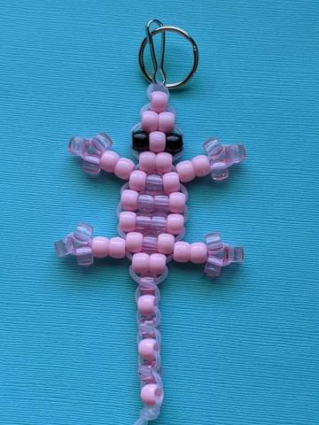 Image of lizard made from pony beads