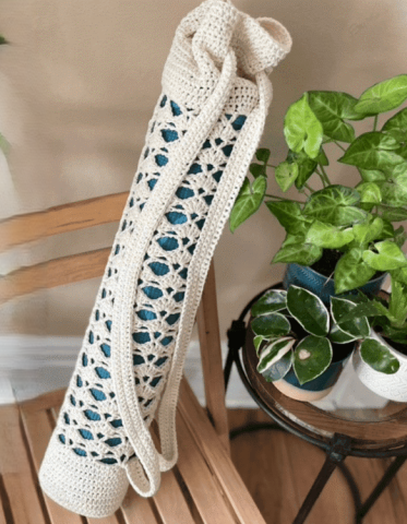 Image of crocheted yoga mat bag