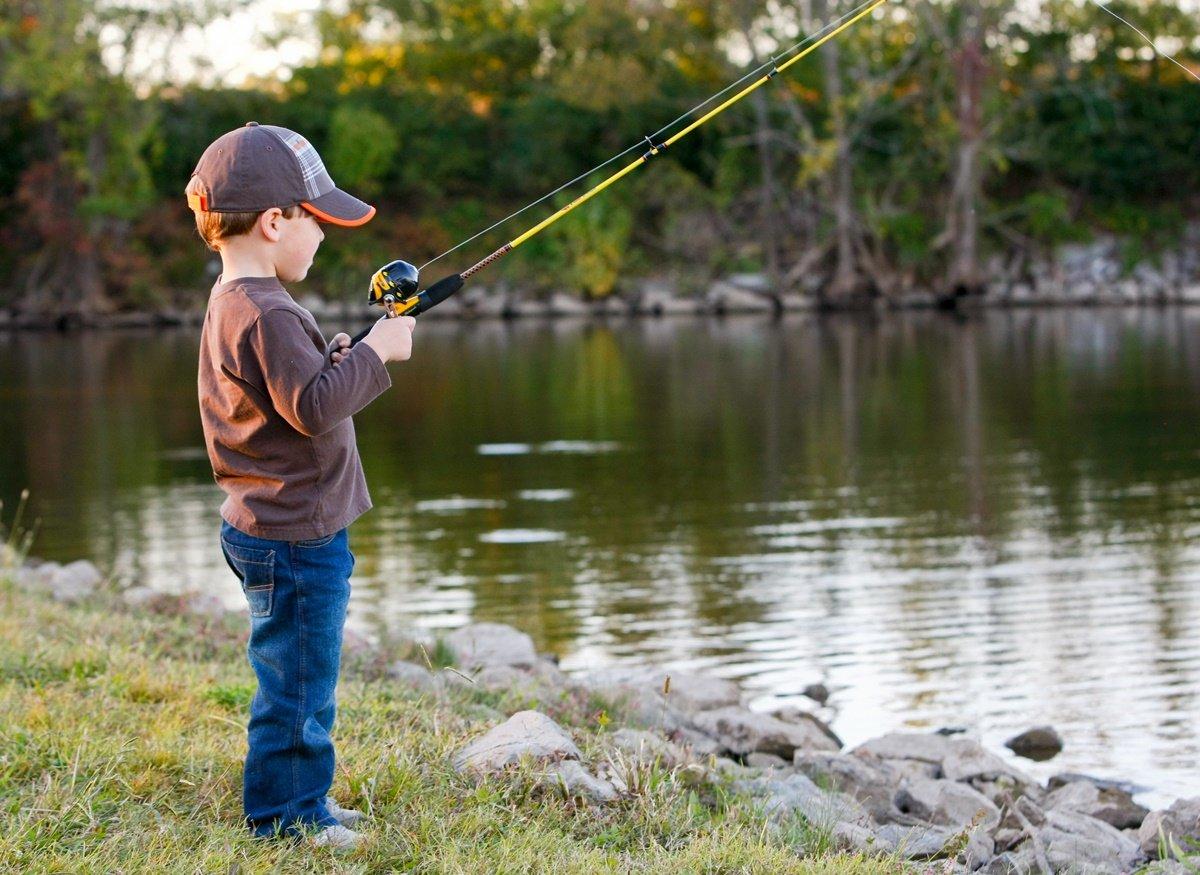 Image of kid fishing